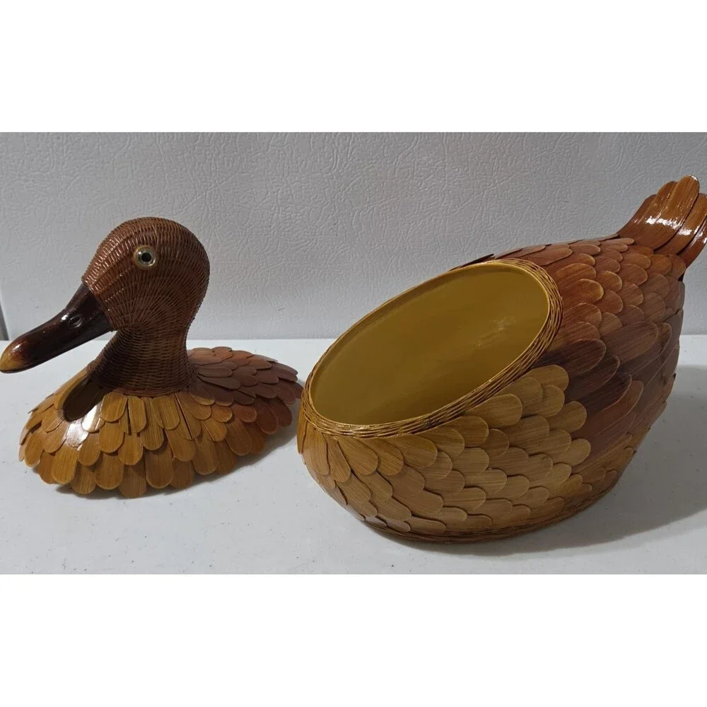 Vintage Chinese Zhejiang Wicker Wood Duck Storage Basket